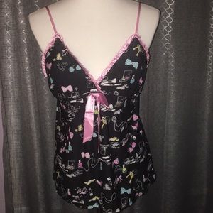 ❤️ Pretty black sleep top with makeup 💄 print